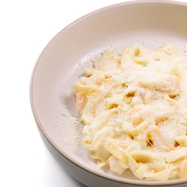 Паста с гребешком и креветкой