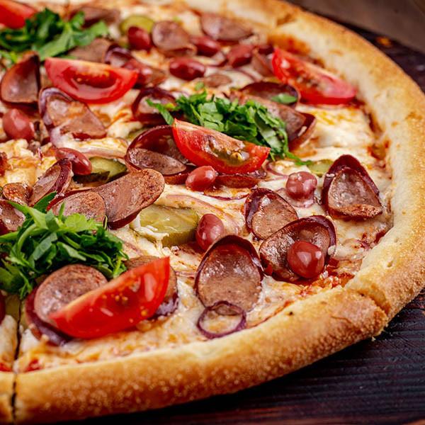 С колбасками и фасолью 